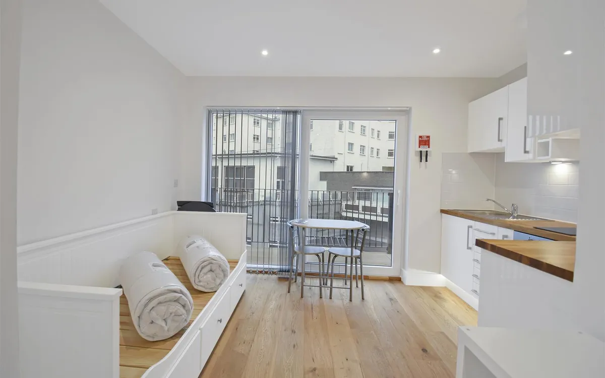 Elizabeth street st saviour 34527458 dsc 0592 copy