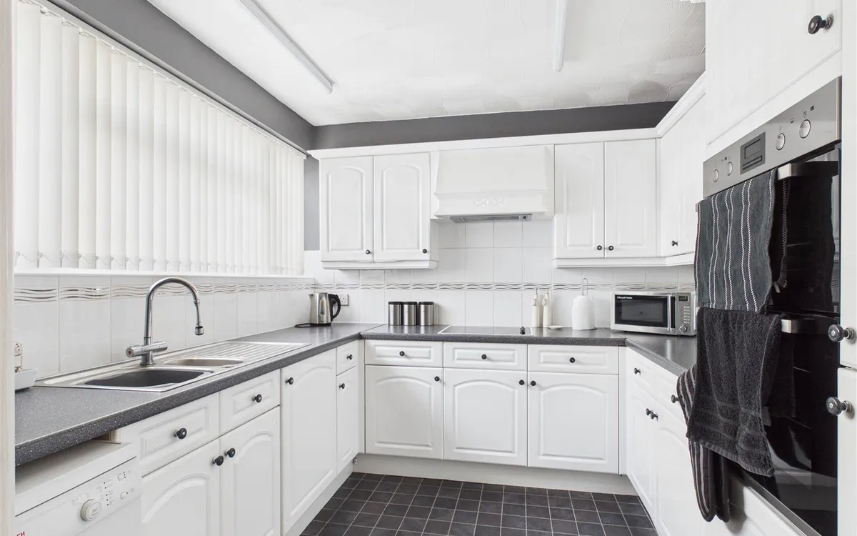 Mont millais st helier 34529839 cam05512 g0 pr0042 still001