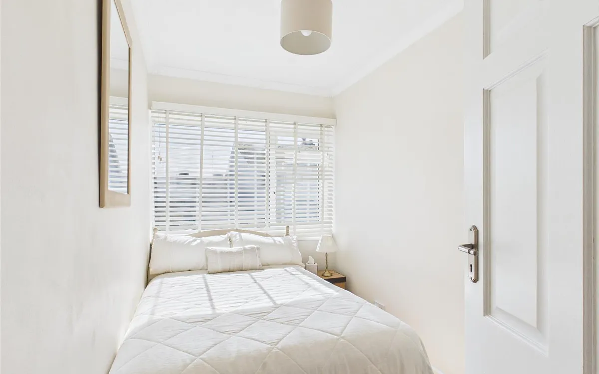 Mont millais st helier 34529839 cam05512 g0 pr0042 still012