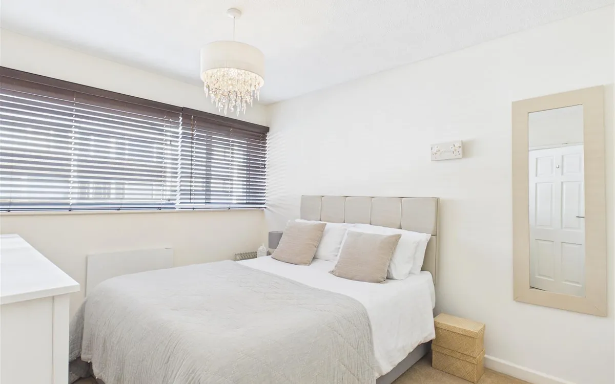 Mont millais st helier 34529839 cam05512 g0 pr0042 still014