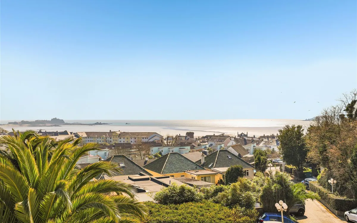 Santa monica park first tower 34537219 new view