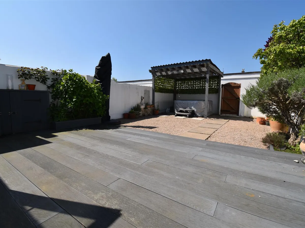 Quennevais park 34543937 dsc 0995