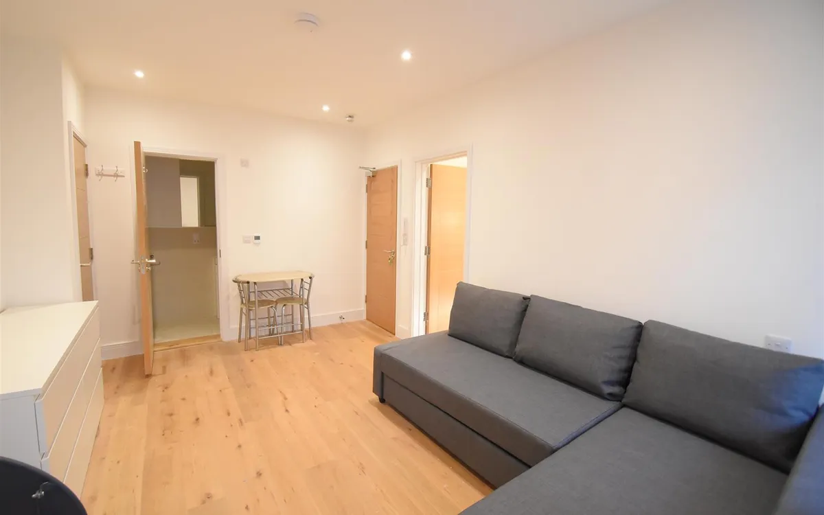 Elizabeth street st saviour 34547763 dsc 0613 copy