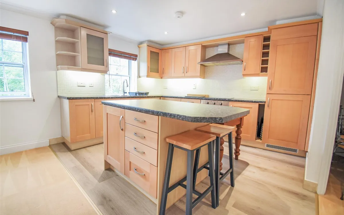 Fauvic grouville 34550154 dsc 0931 copy 2