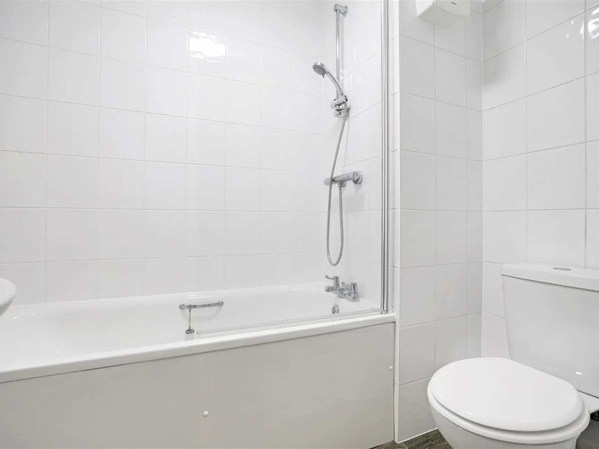 Columbus street st helier 34864970 ei8 a2495