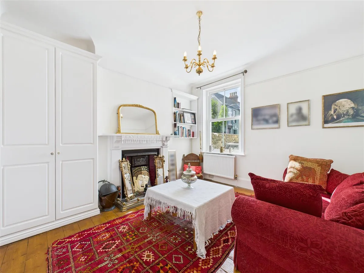 Beach road st saviour 34204610 cam05512 g0 pr0021 still013