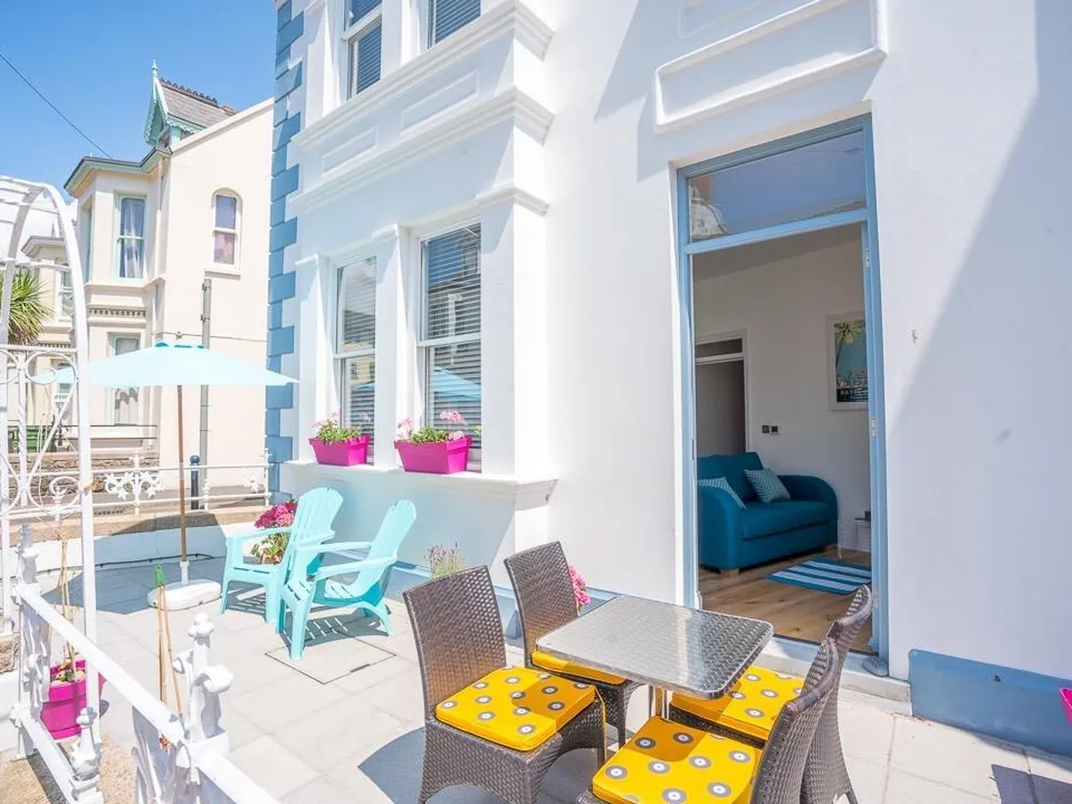 Roseville street st helier 34283525 tt