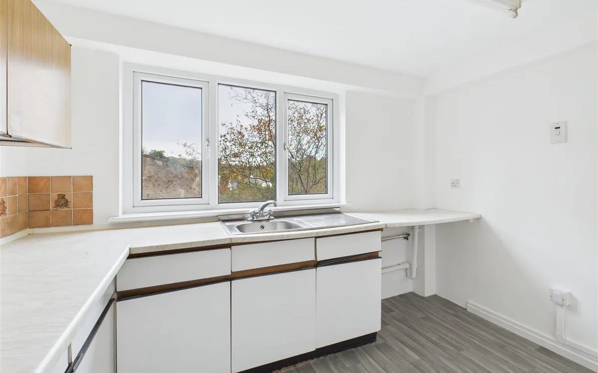 Drury lane st helier 34286887 cam05512 g0 pr0029 still003