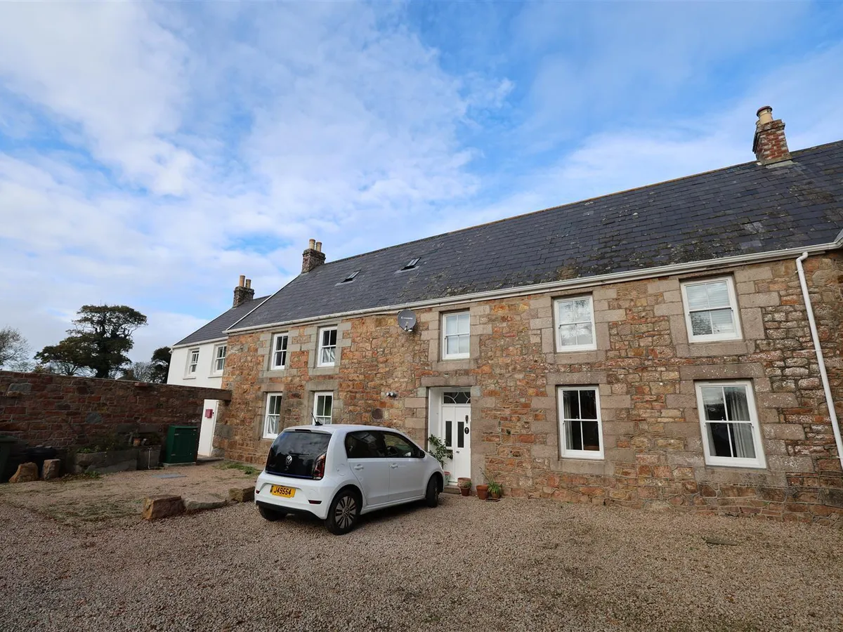 La route des hetres st peter 34304547 ei8 a1559