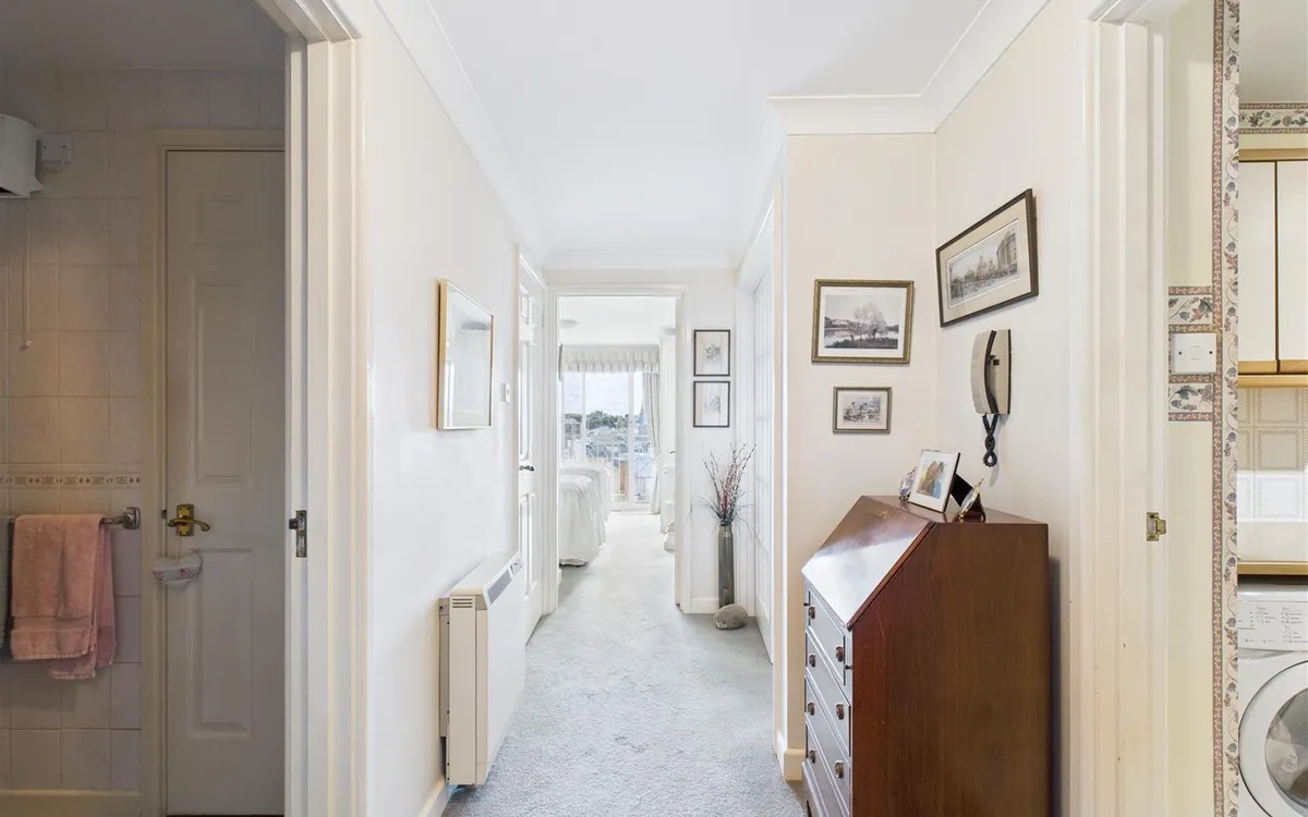 St johns road st helier 34310910 cam05512 g0 pr0031 still004