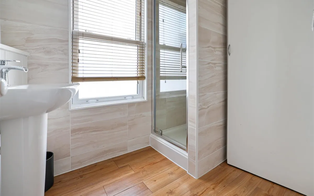 Victoria avenue st helier 34321164 ei8 a1589