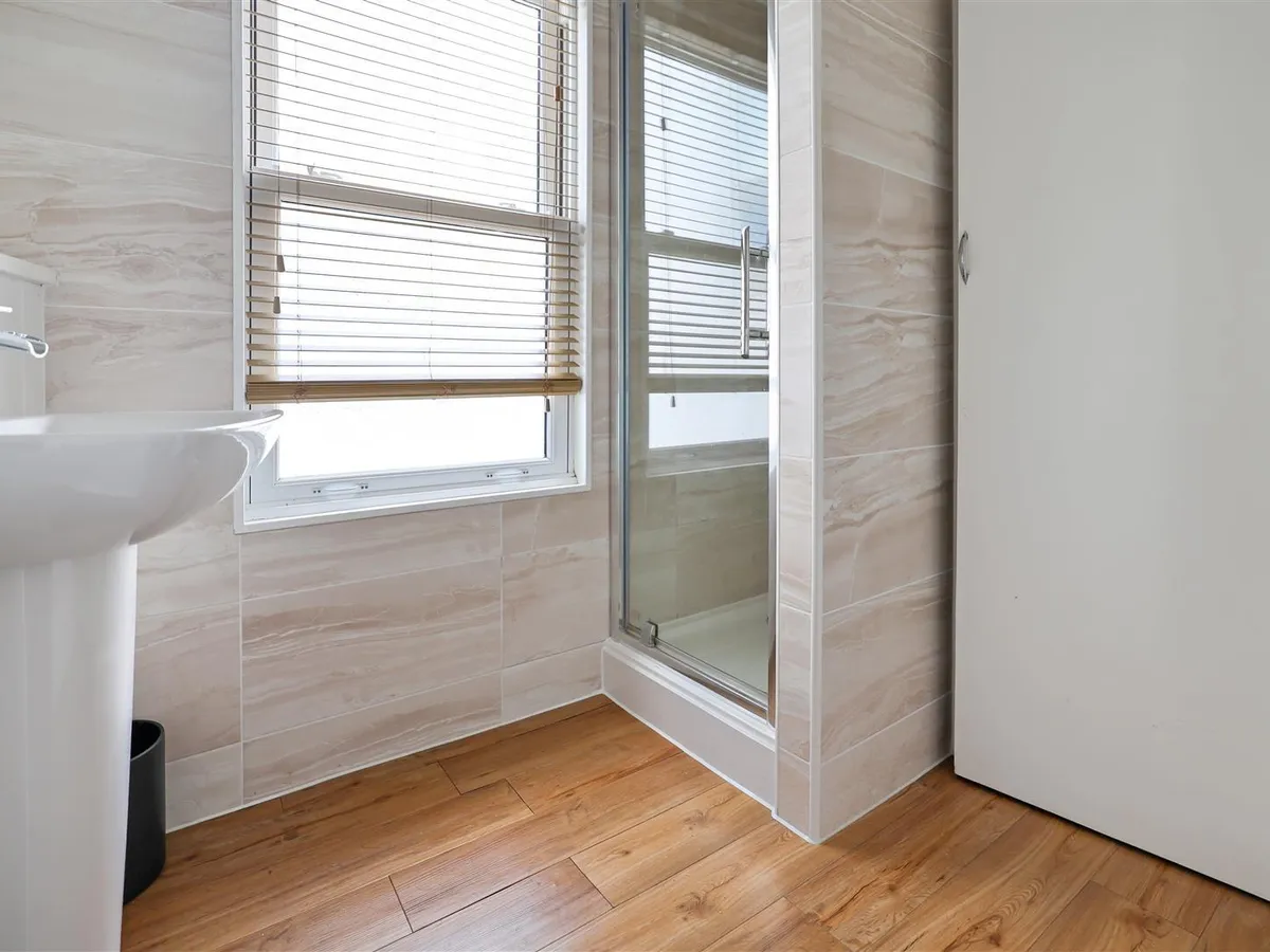 Victoria avenue st helier 34321164 ei8 a1589