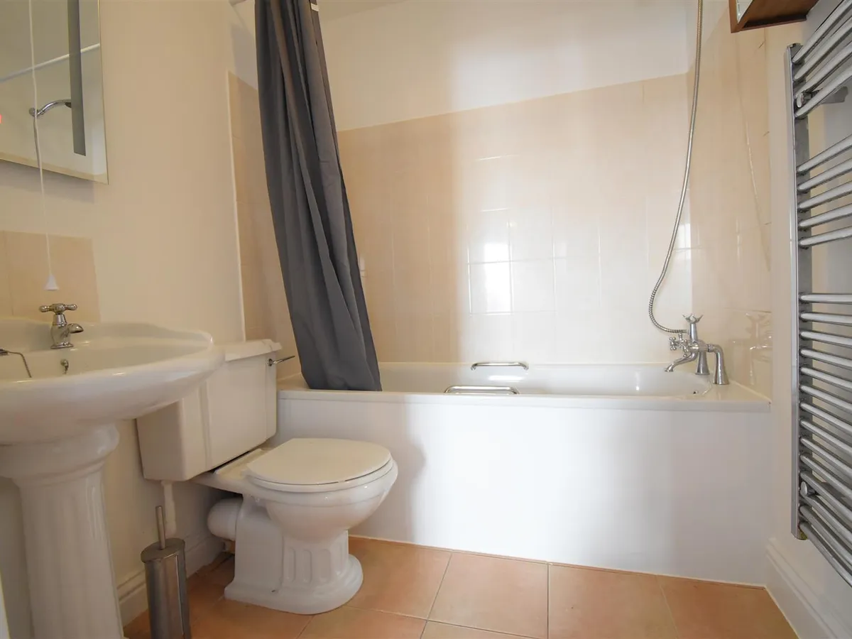 Val plaisant st helier 31509526 dsc 0652