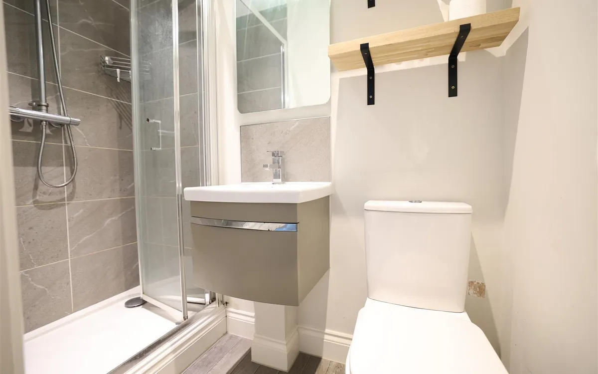 Duhamel place 32684748 ei8 a0662