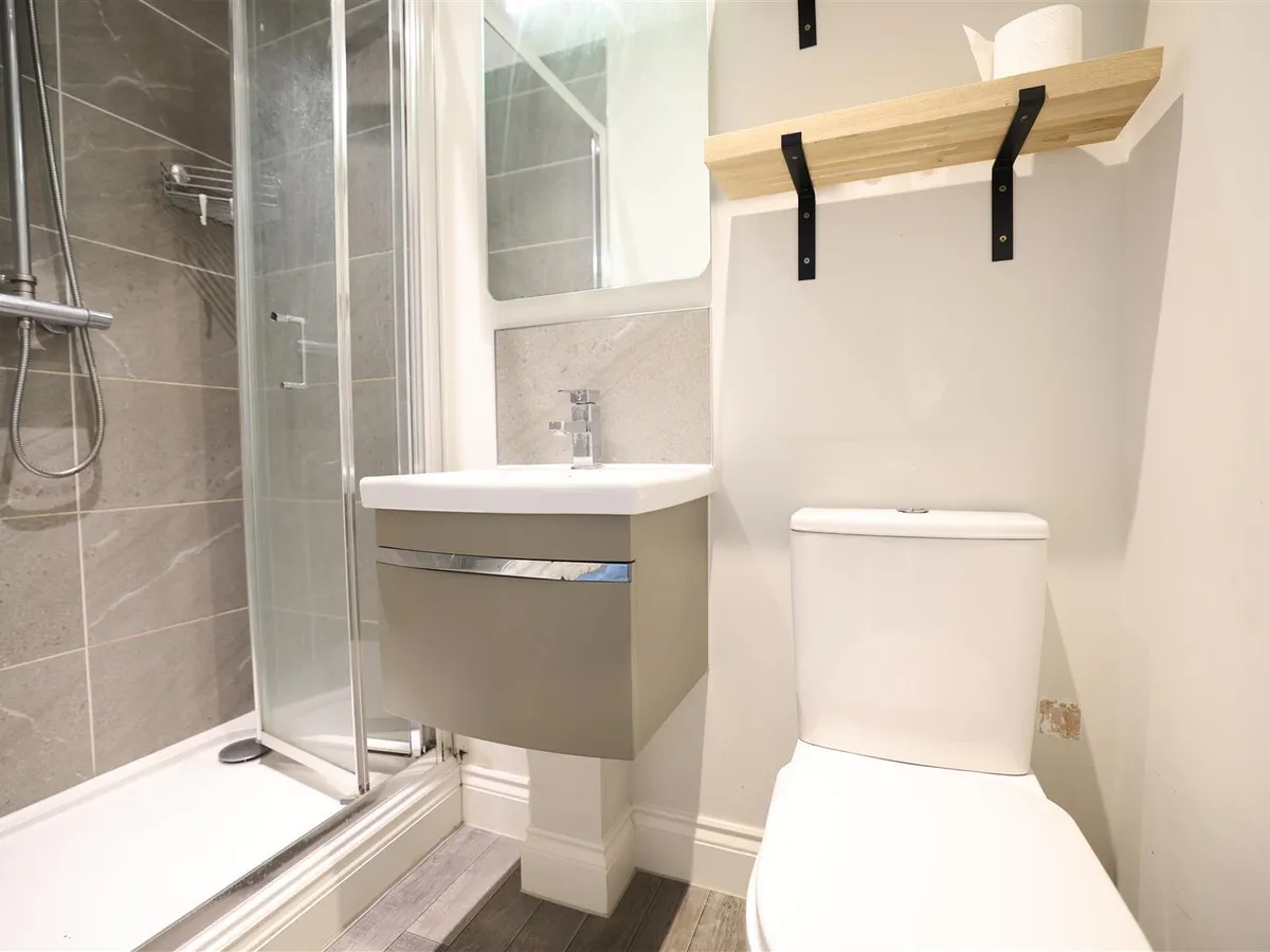 Duhamel place 32684748 ei8 a0662