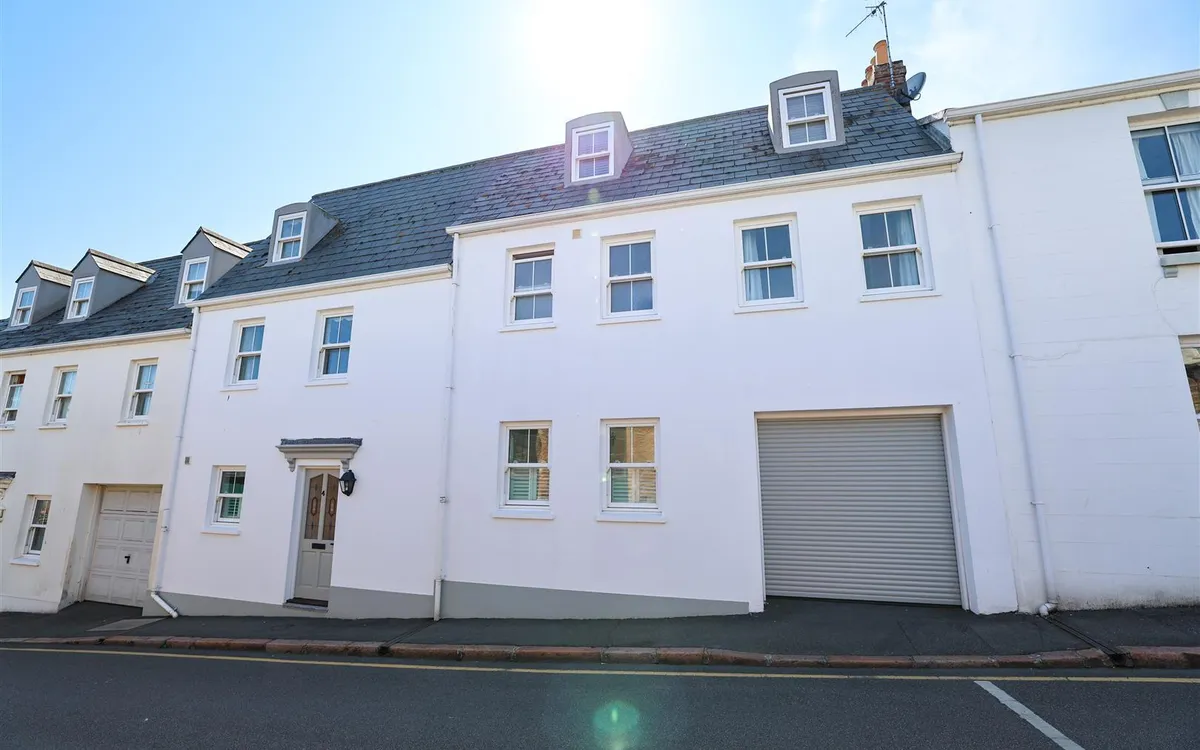 James road st helier 33985056 ei8 a0631