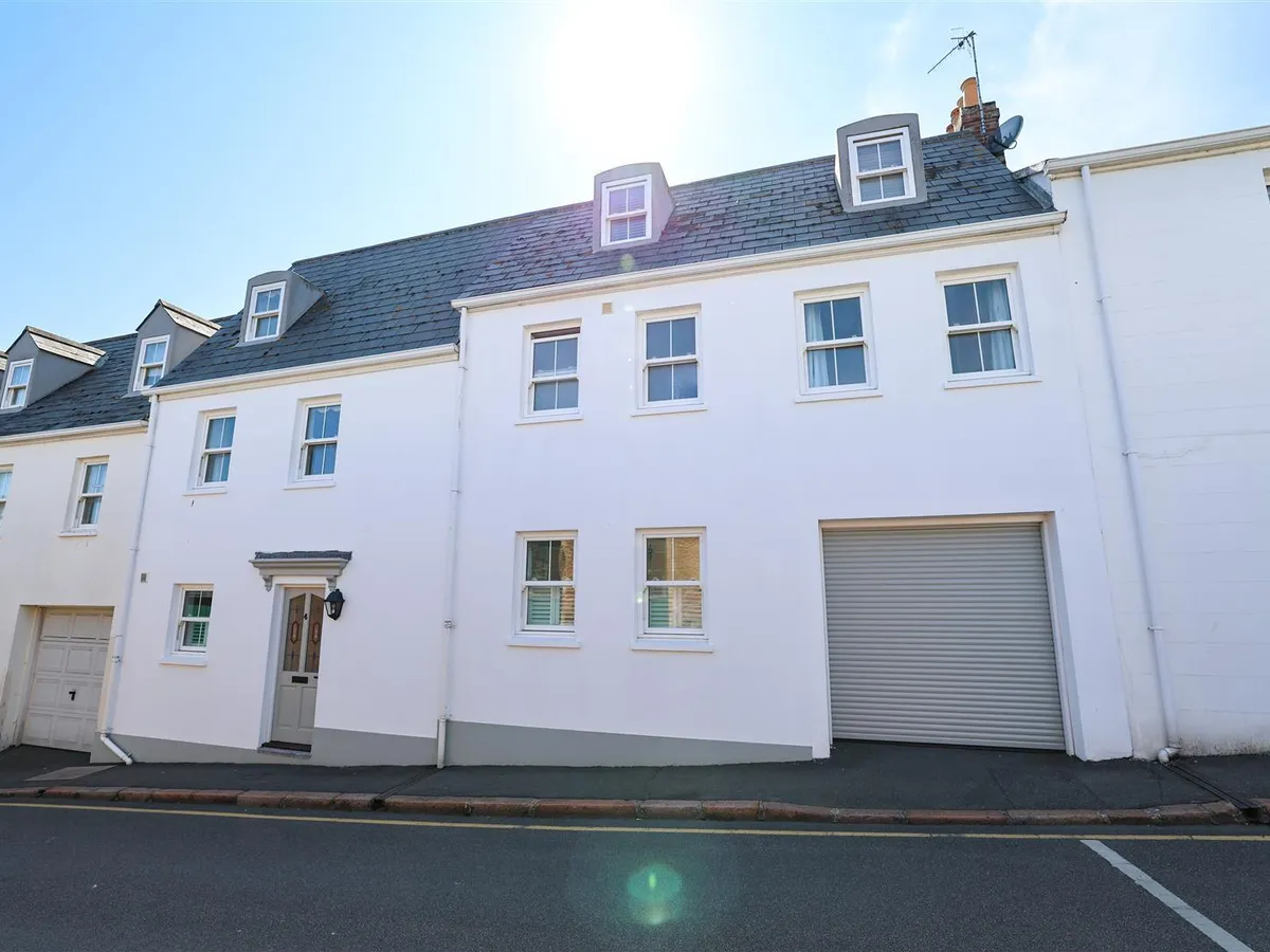 James road st helier 33985056 ei8 a0631