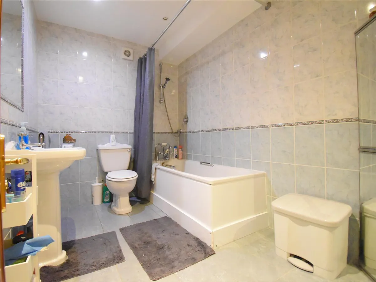 Kensington place st helier 32824148 dsc 0357