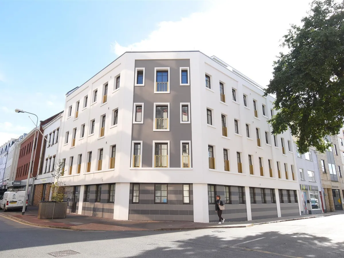 Union street st helier 33923757 zu w 5 w vlk0m y7 wkgxk qsjg