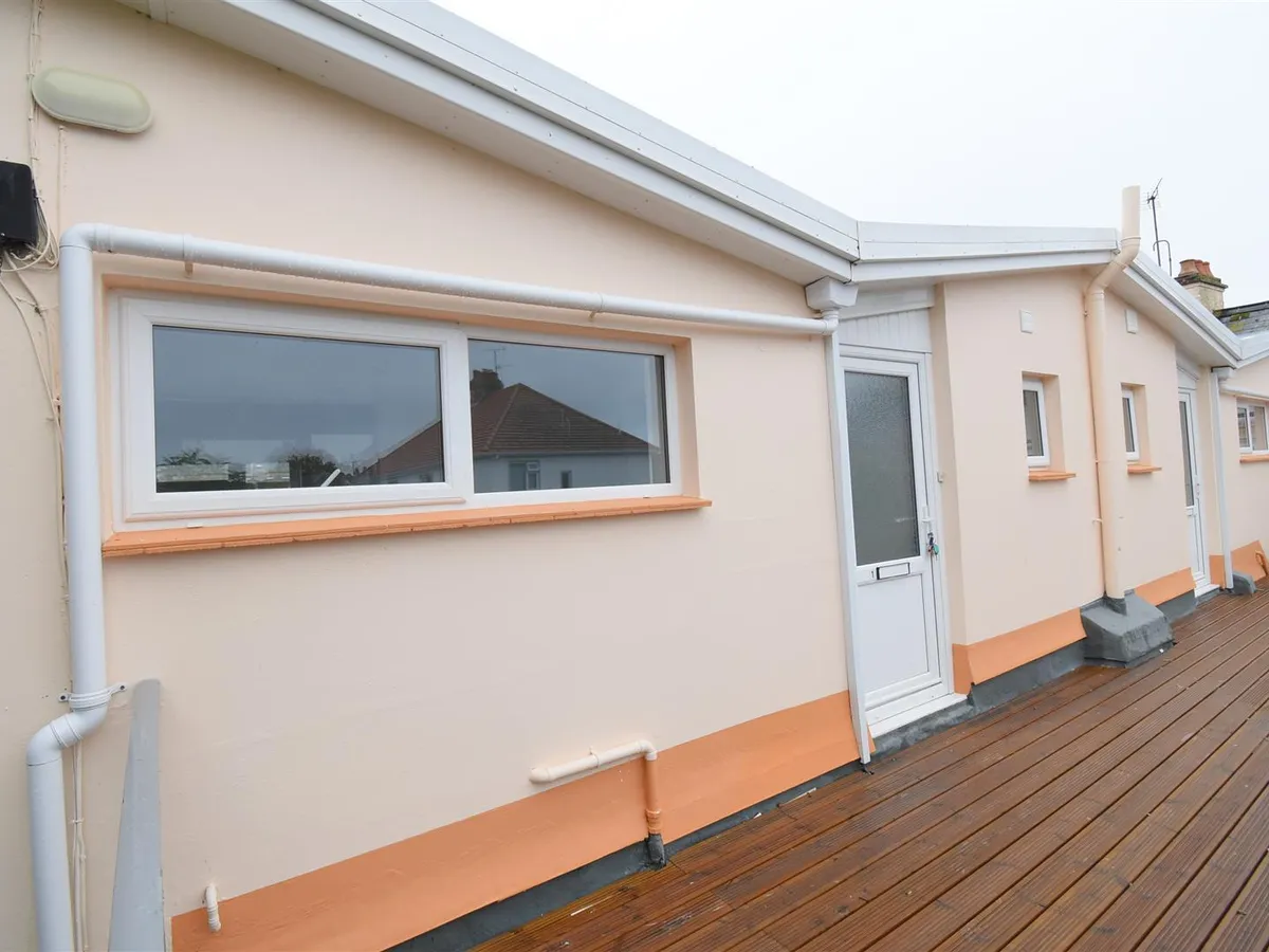 La grande route des sablons grouville 34384641 dsc 0300 9