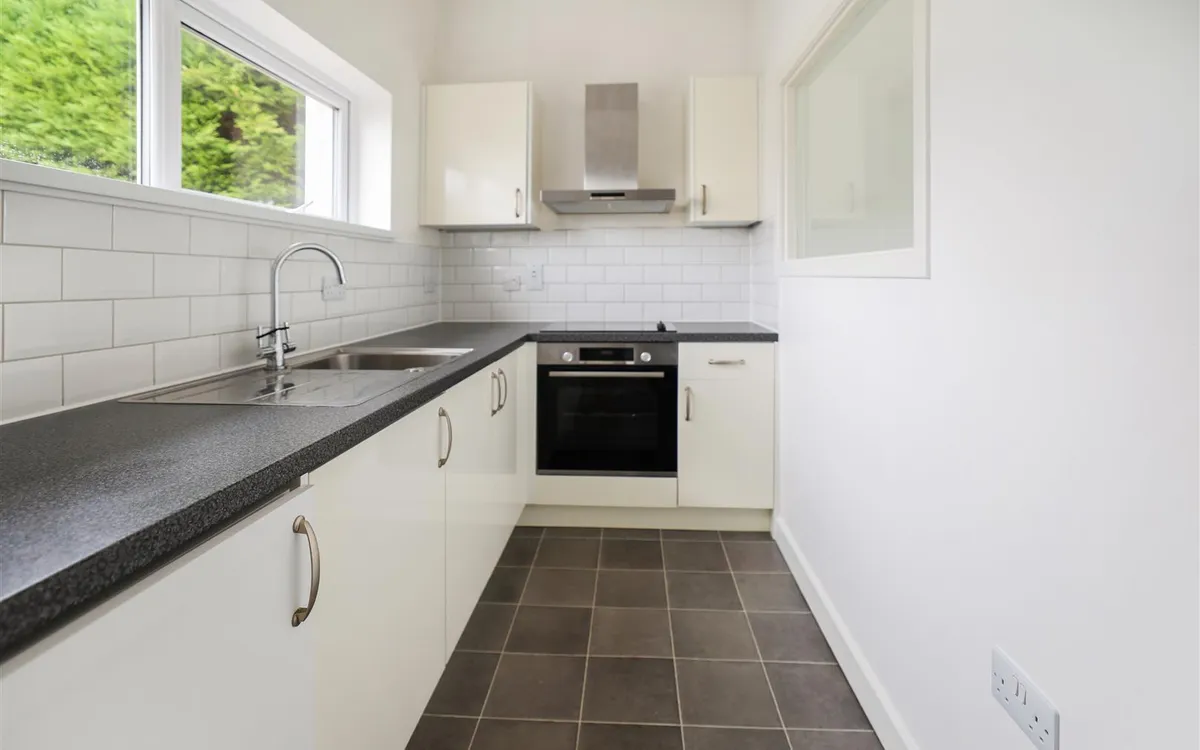 La grande route des sablons grouville 34384641 ei8 a1740