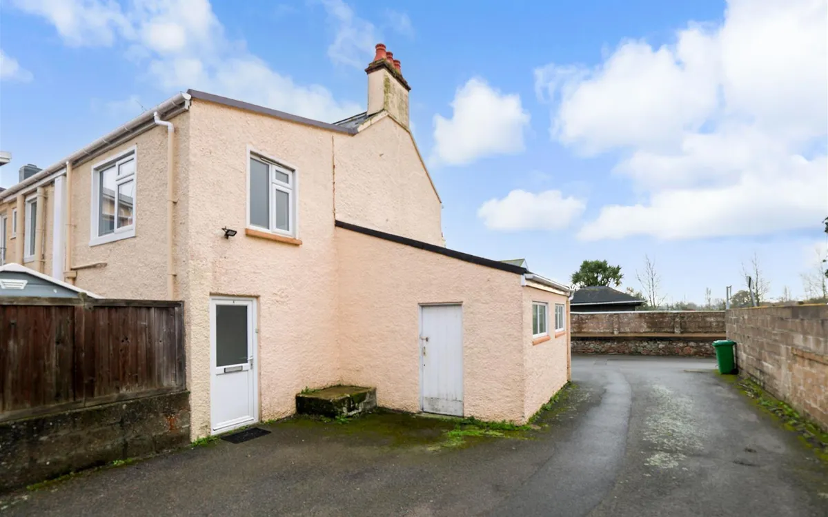 La grande route des sablons 34394302 ei8 a1683