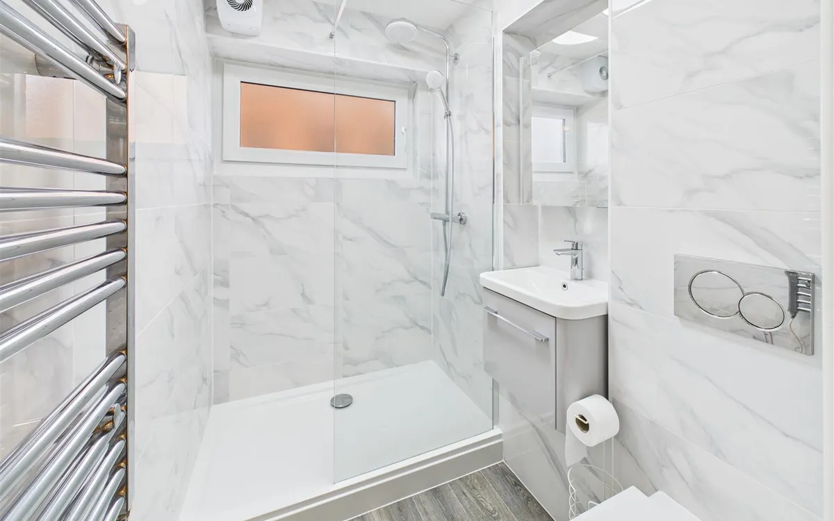 Colomberie court st helier 34441794 cam05512 g0 pr0035 still011