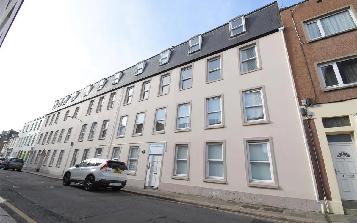 Kensington place st helier 32824148 kensington