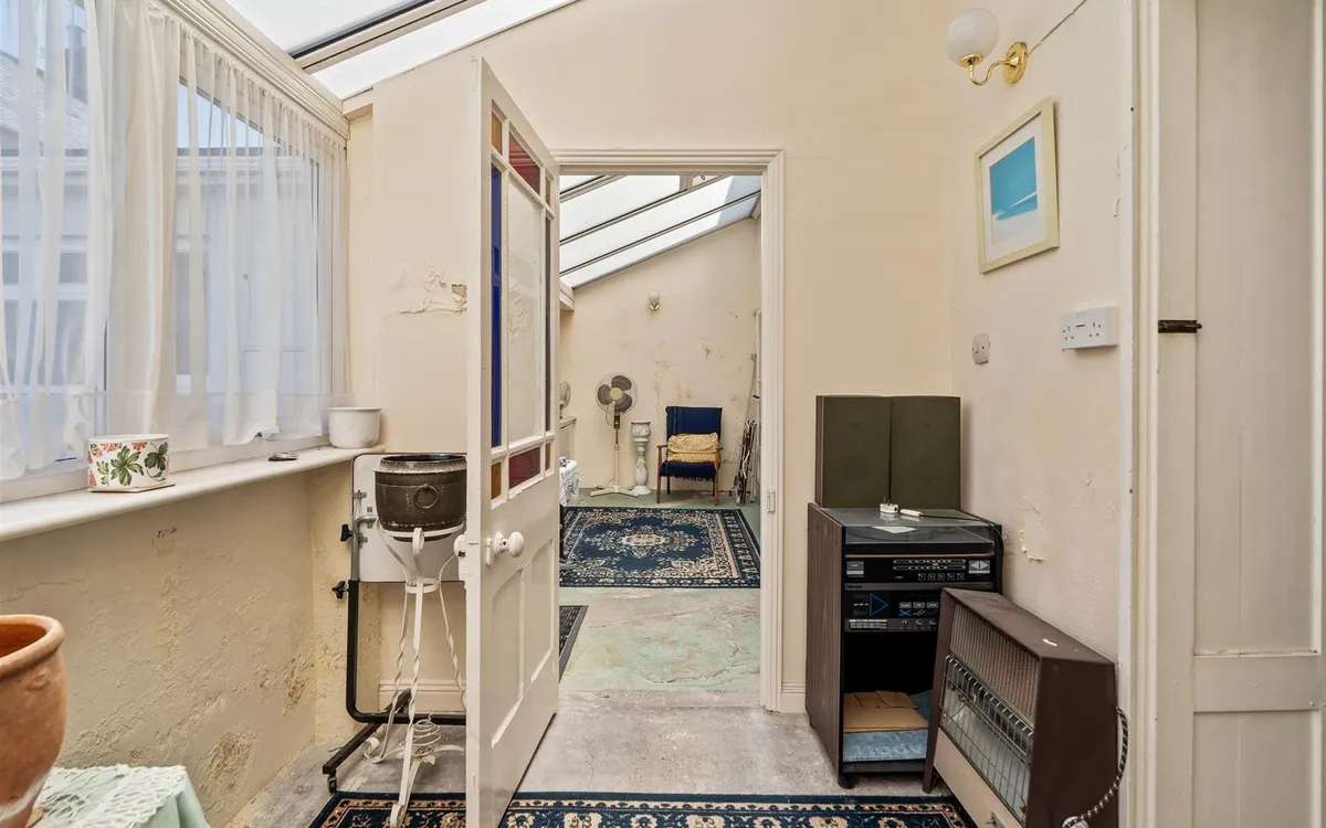 Dauvergne lane st helier 33785472 dsc00545