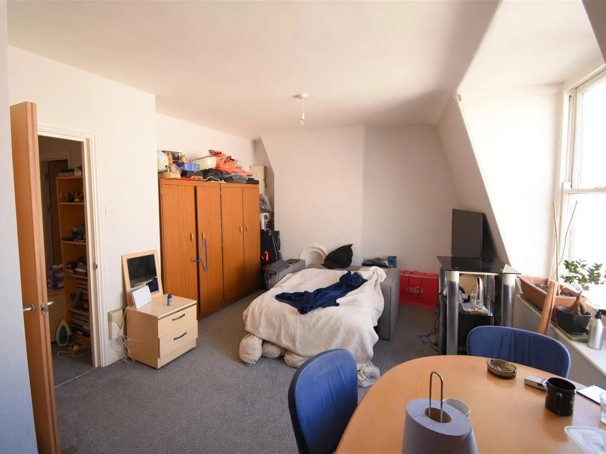 Don street st helier 33736255 dsc 0772