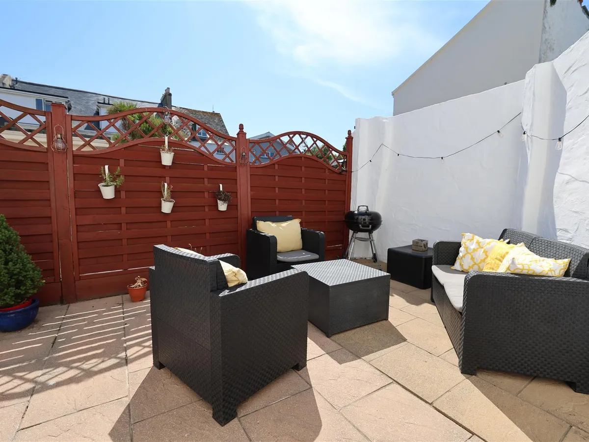 James road st helier 33985056 ei8 a0573