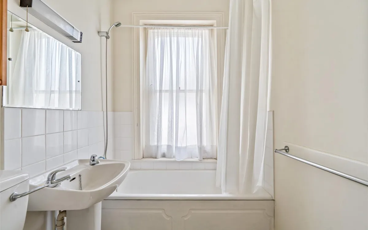 Dauvergne lane st helier 33785472 dsc00572