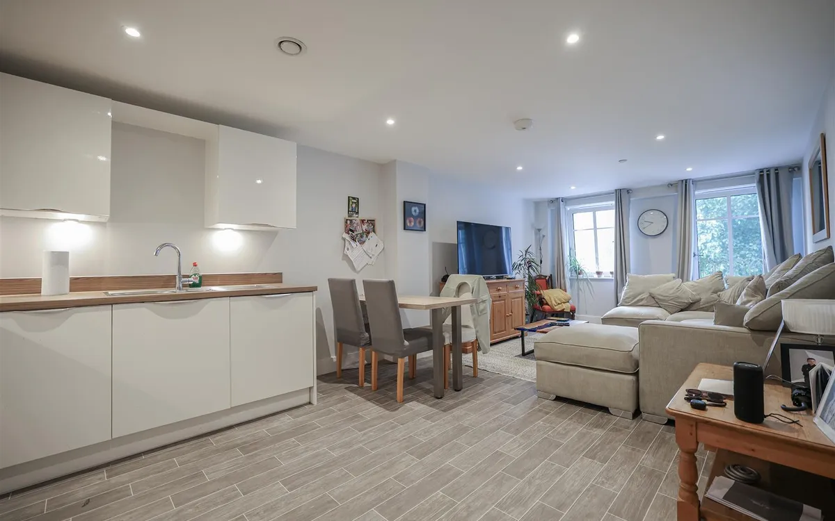 Union street 34018593 3 ei8 a0748