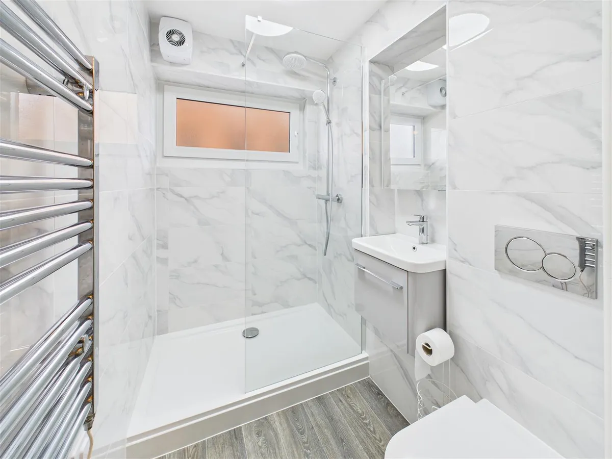 Colomberie court st helier 34521874 cam05512 g0 pr0035 still011